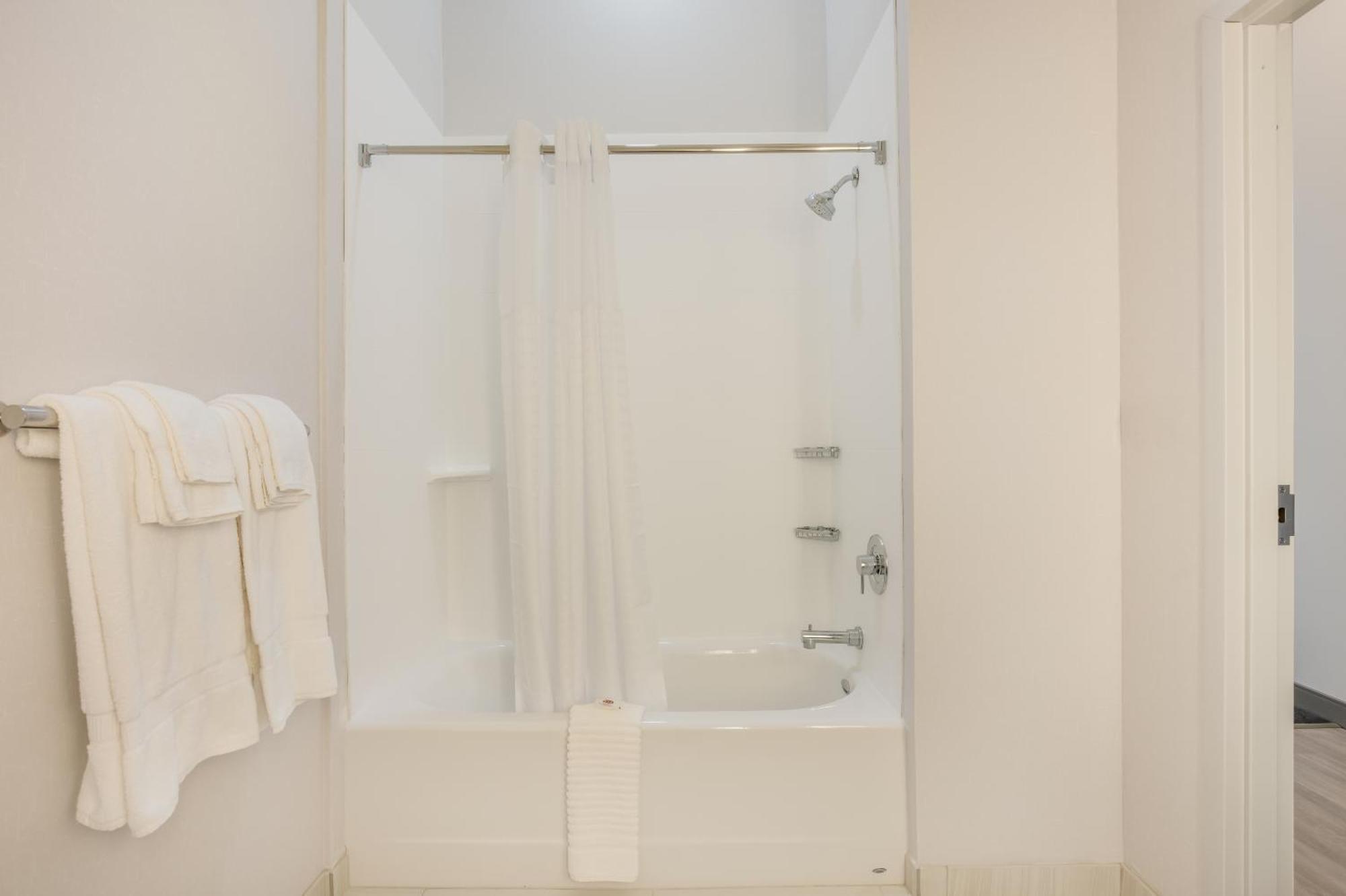 Comfort Inn & Suites גיילורד מראה חיצוני תמונה